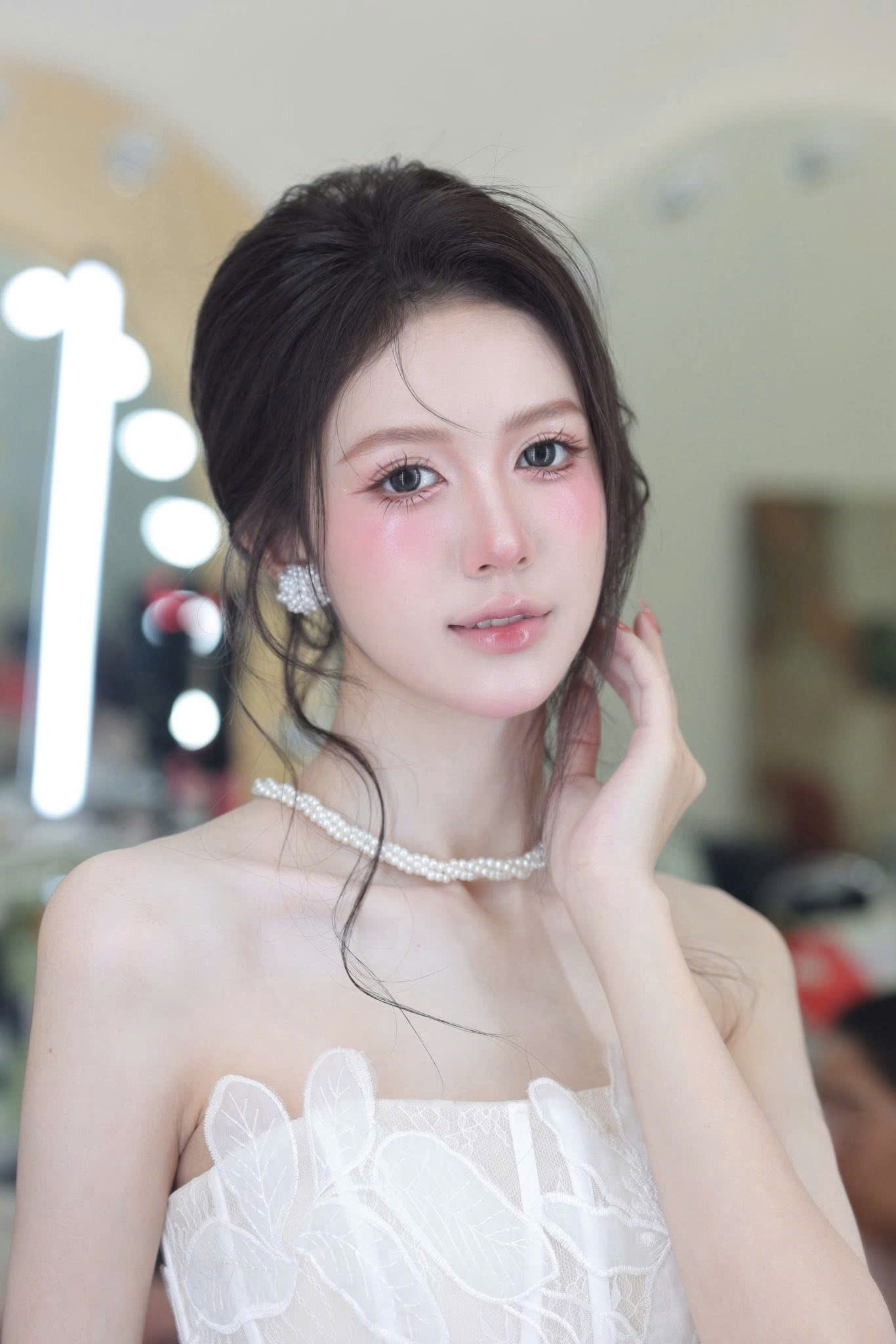 Trang điểm cô dâu tại Hà Khánh Nhi